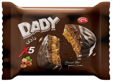 ساندويتش دادي مغطي بالشوكولاتة الطبيعي و محشو بكريمة البندق